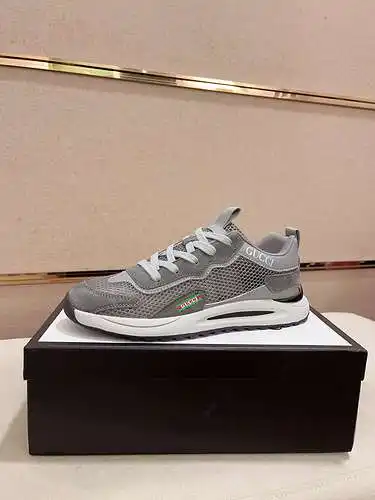Zapatos de hombre GUCCI Código: 0616B50 Talla: 38-44