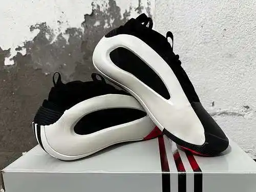 Negro, blanco y rojo 40-45