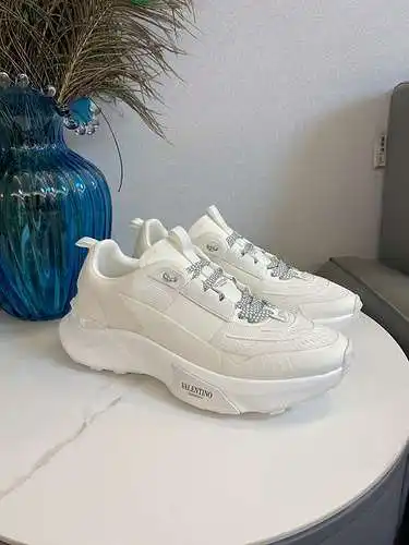 Zapatos Valentino para hombre y mujer Código: 0609C60 Talla: 35-46