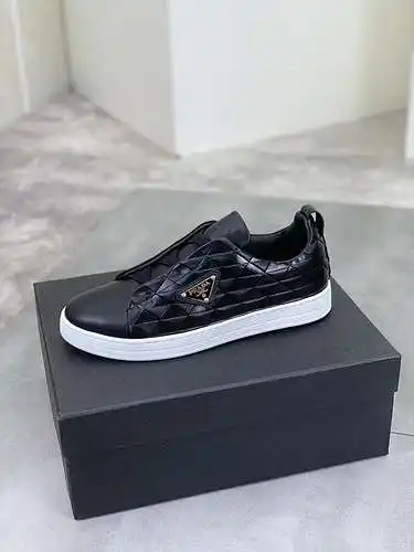 Prada Men's Shoes Code: 0614C00 Size: 38-44