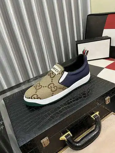Zapatos de hombre GUCCI Código: 0613B30 Talla: 38~44