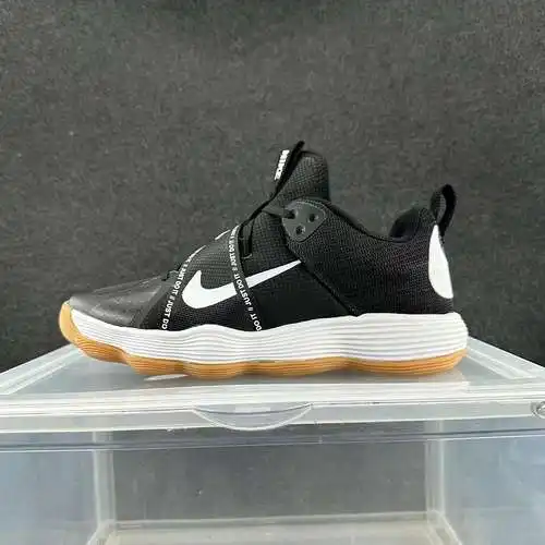 Blanco y negro 40-46