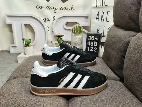 122D Zapatillas de deporte de corte bajo, ligeras y resistentes al desgaste, informales, originales,