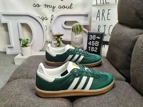 182DAdidas originals Busenitz Vulc adidas Casi 70 años de originales clásicos hechos de gamuza, horm