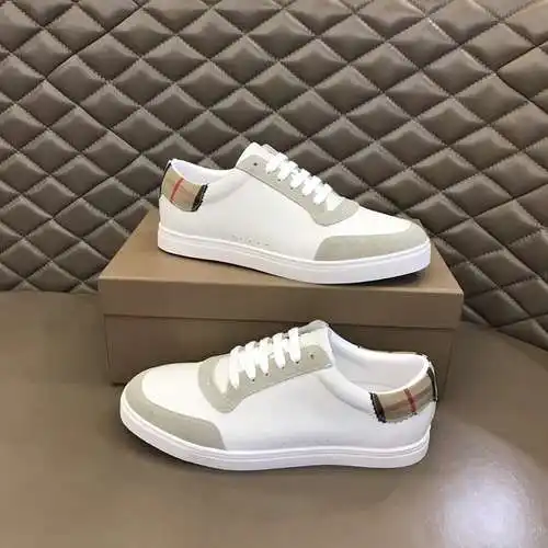 Zapatos de hombre Burberry Código: 0622B50 Talla: 38-44