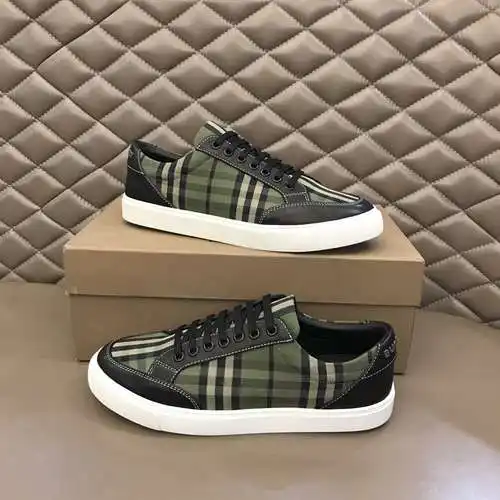 Zapatos de hombre Burberry Código: 0622B50 Talla: 38-44
