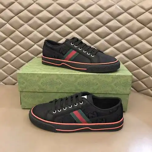 Zapatos GUCCI para hombre y mujer Código: 0622B40 Talla: Mujer 35/39, Hombre 38/44