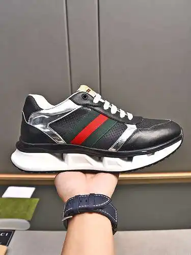 Zapatos de hombre GUCCI Código: 0623B60 Talla: 38-44 (45 personalizados)