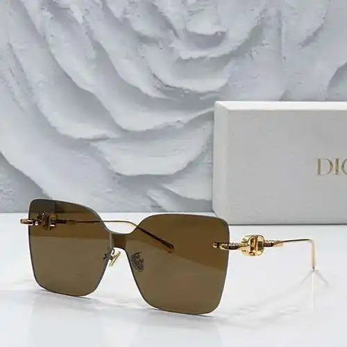 Dio*Cadena M1U