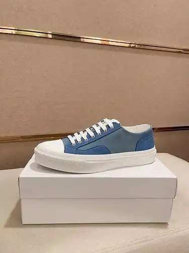 Zapatos de hombre Givenchy Código: 0616B40 Talla: 38-44 (se puede personalizar a 45, no reembolsable