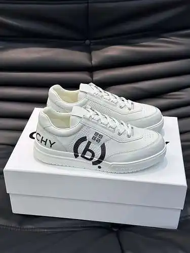 Zapatos de hombre Givenchy Código: 0622B70 Talla: 38-44 (45 personalizados)