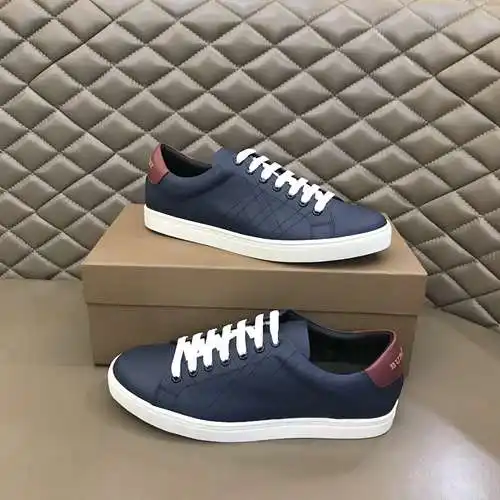 Zapatos de hombre Burberry Código: 0622B50 Talla: 38-44