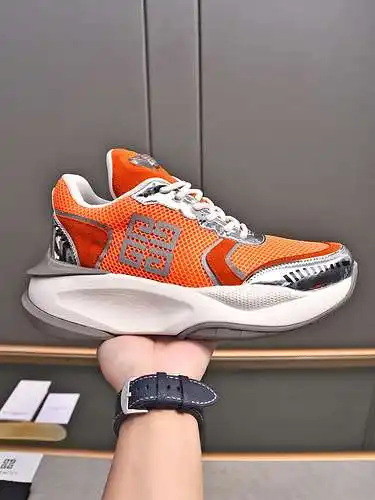 Zapatos de hombre Givenchy Código: 0623C50 Talla: 39-44 (45 está hecho a medida y no se puede devolv