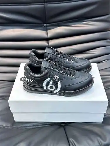 Zapatos de hombre Givenchy Código: 0622B70 Talla: 38-44 (45 personalizados)