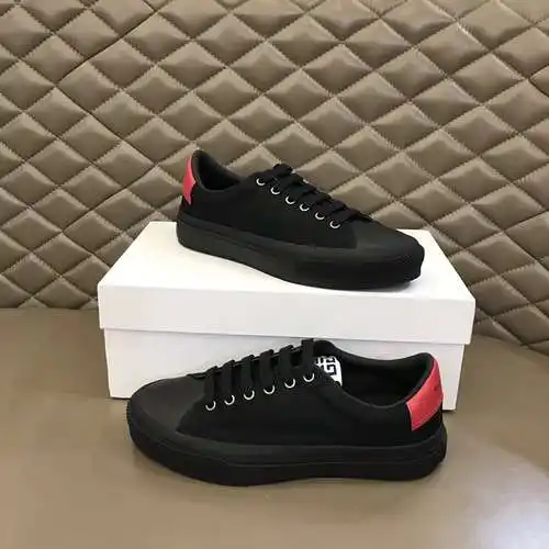 Zapatos de hombre Givenchy Código: 0621B40 Talla: 38-44