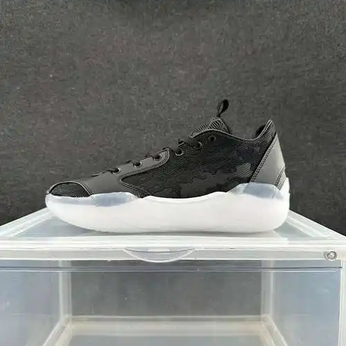 Jordan 39a generación blanco y negro 40-45