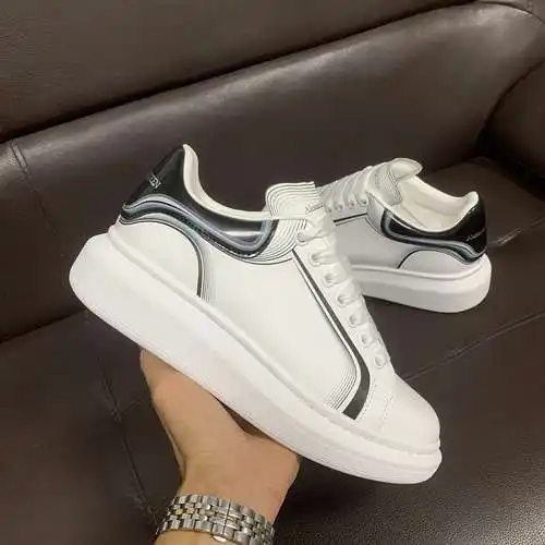 McQueen* Zapatos para hombre y mujer Código: 0526C40 Talla: Mujer 34-41. Hombres 38-46