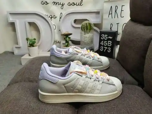 373DAdidas clover Originals Superstar shell toe zapatos deportivos casuales clásicos para todo fósfo