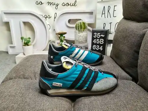 634Dadidas Esta serie también presenta