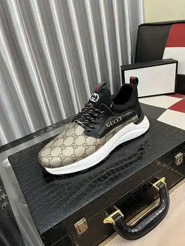 Zapatos de hombre GUCCI Código: 0630B50 Talla: 38-44