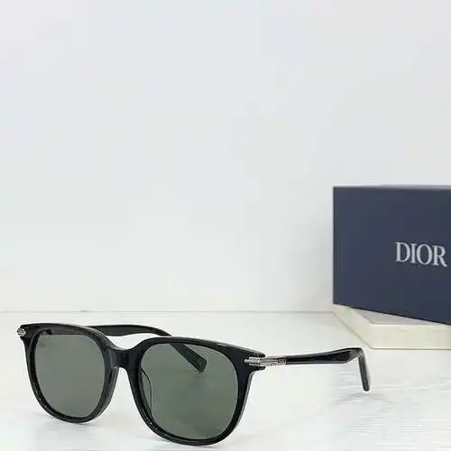 DIO*TRAJE NEGRO S12F