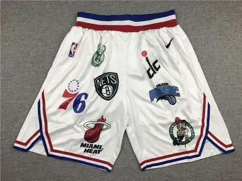 pantalones cortos blancos de marca compartida Supreme