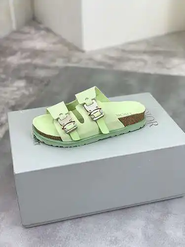 Dior joint* men's and women's shoes Code: 0626B90 Size: 35-45.