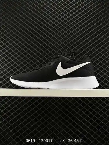 8 Nike London La malla ROSHERUN NIKE TANUN de tercera generación es liviana y transpirable, impresci