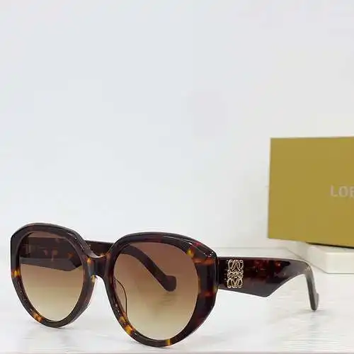 LW40102U