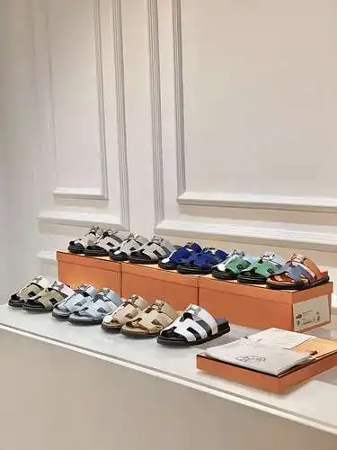 Zapatos Hermes para hombre y mujer Código: 0624C30 Talla: mujer 35-42 hombre 38-46 (mujer 41.42 homb