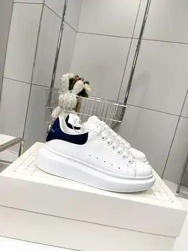 McQueen* Zapatos para hombre y mujer Código: 0318C30 Talla: Mujer 34-41., Hombre 38-46 Observaciones