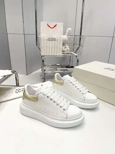 McQueen* Zapatos para hombre y mujer Código: 0318C30 Talla: Mujer 34-41., Hombre 38-46 Observaciones