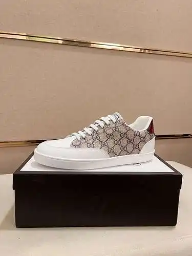 Zapatos de hombre GUCCI Código: 0628B30 Talla: 38-44