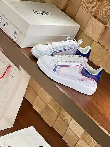 McQueen* Zapatos para hombre y mujer Código: 0318C30 Talla: Mujer 34-41., Hombre 38-46 Observaciones