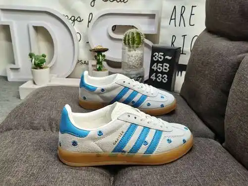 433D Zapatillas de deporte de corte bajo, ligeras y resistentes al desgaste casual para interiores G
