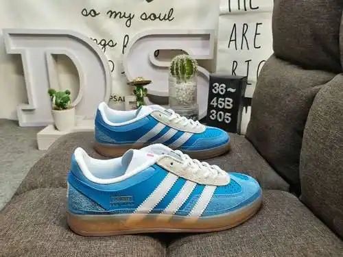 305D zapatillas de deporte de corte bajo, ligeras y resistentes al desgaste casual para interiores G