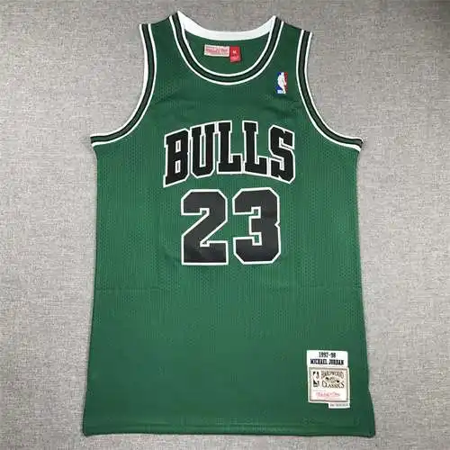 Bulls No. 23 Jordan Retro Verde
