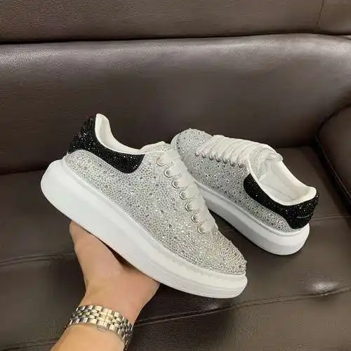 McQueen* Zapatos para hombre y mujer Código: 0526D10 Talla: Mujer 34-41. Hombres 38-46