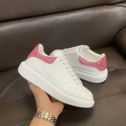 McQueen* Zapatos para hombre y mujer Código: 0526C40 Talla: Mujer 34-41. Hombres 38-46