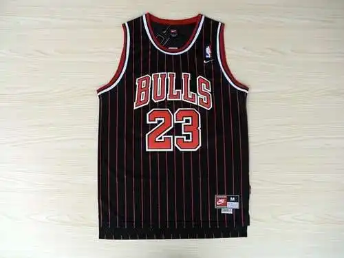 Bulls No. 23 Jordan Negro y Rojo