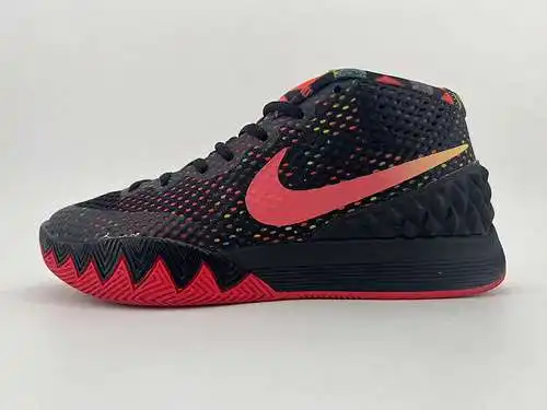 Negro y rojo 39-45