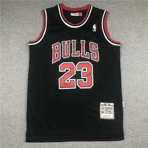 toros número 23 jordan retro negro