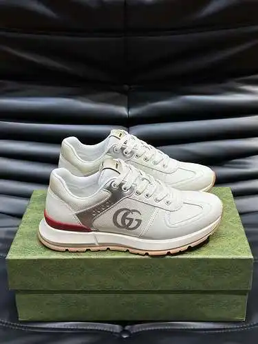 Zapatos de hombre GUCCI Código: 0704B80 Talla: 38-44 (45 personalizados)