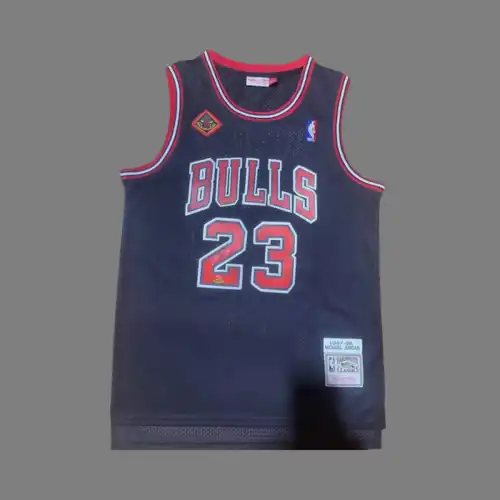1997-98 Bulls No. 23 Jordan Retro Signature Edition Negro