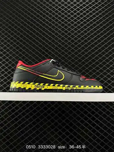 4 Zapatillas Nike Nike Dunk Low Zapatillas retro Como zapatillas de baloncesto clásicas de la década