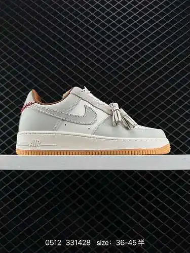 4 Nike Air Force Low Air Force 1 zapatillas deportivas informales, versátiles y de caña baja. La com