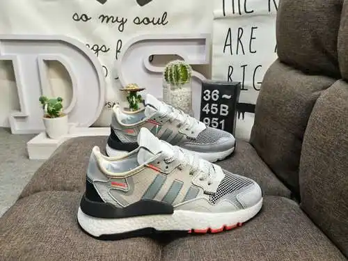 951D nivel corporativo Adidas Nite Jogger 2019 Boost código de barras en tono tierra Modelo de respa