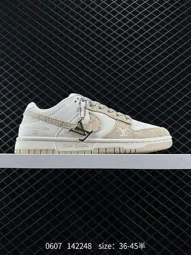 24 Denim caqui LV x Nike Dunk Low de nivel corporativo Este modelo aboga por romper las restriccione