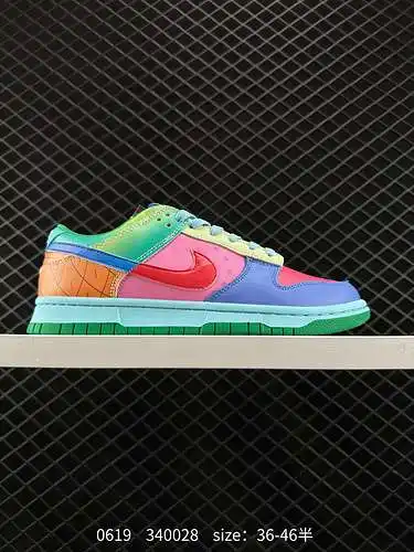 4 Zapatillas Nike Nike Dunk Low Retro Zapatillas Retro Las zapatillas de deporte de marca compartida