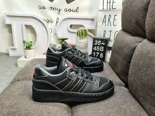 178DAdidas Forum 84 Zapatillas deportivas informales, versátiles, de caña baja y de caña baja. Basad